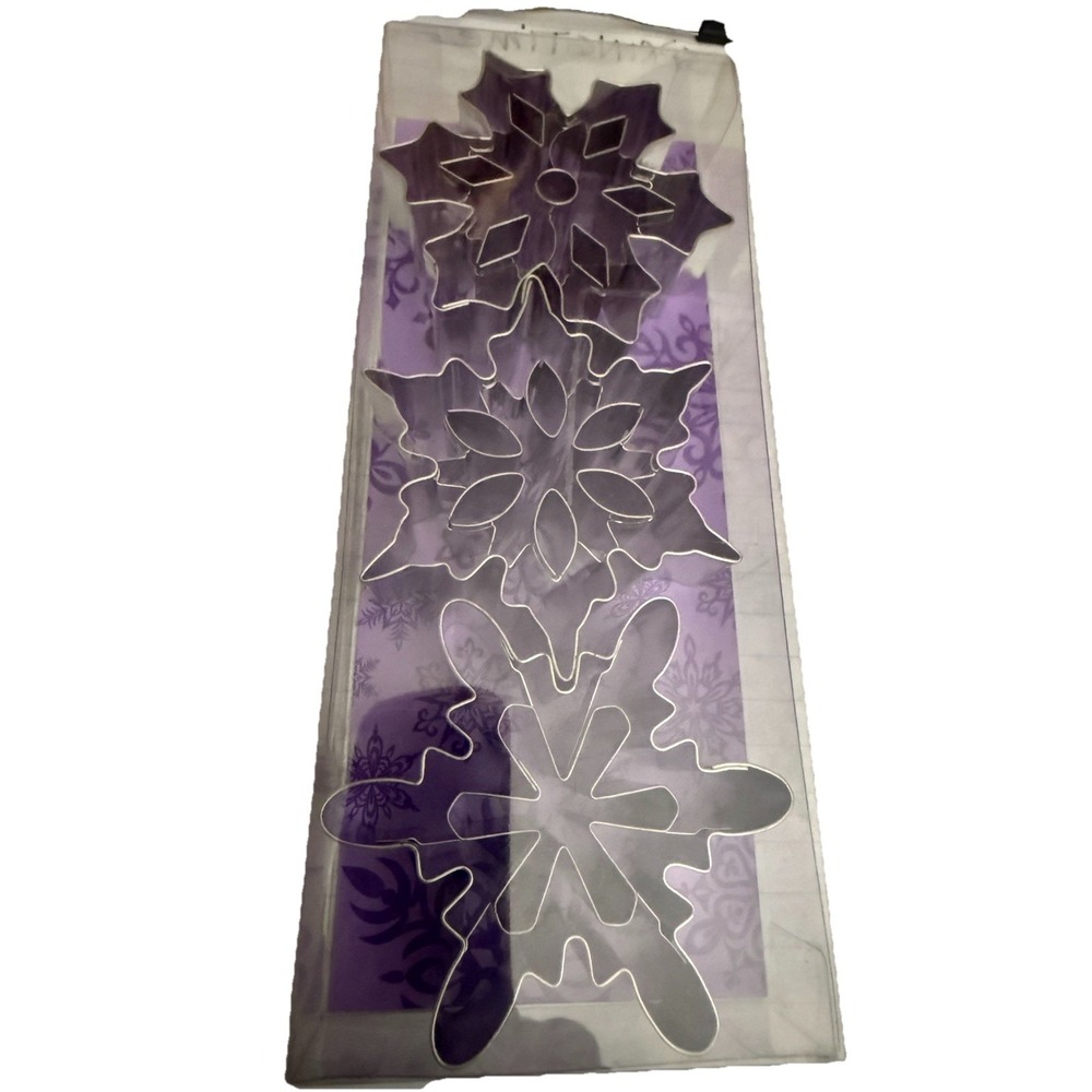 R&M Int'l Snowflake 3" Cookie‎ Cutters w with Interior Cut-Outs - 3 Pc Set